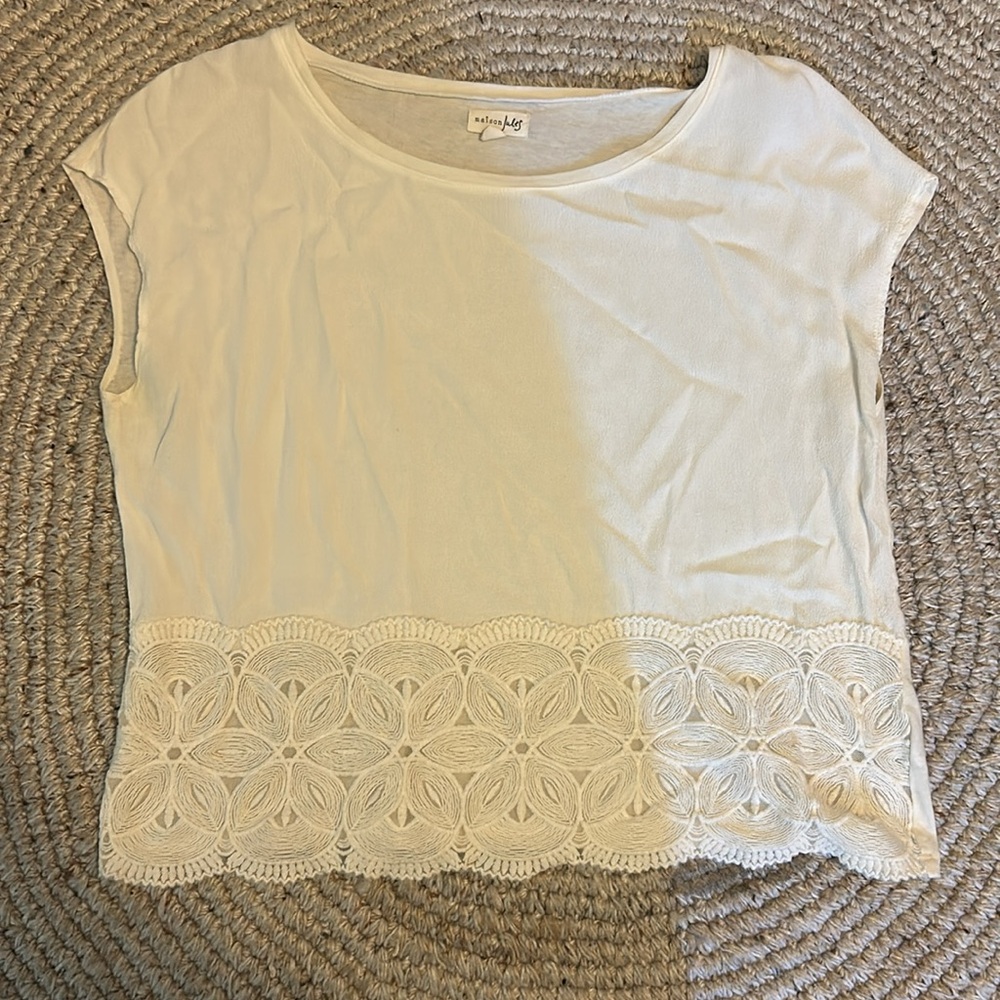 Creme color crop mix media top | like new